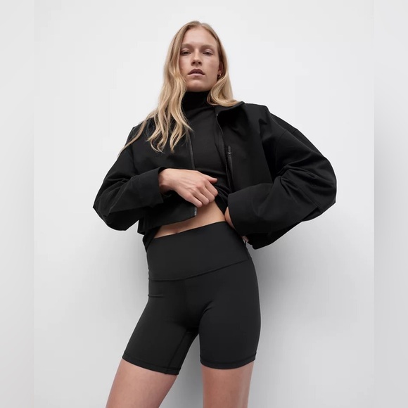 NWT - Lululemon - Glyde 2-in-1 Adaptable Jacket - Black - Medium - Picture 6 of 7